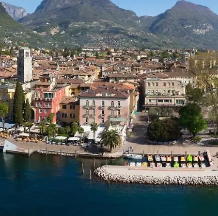 Apartment Bellavista Lakefront *