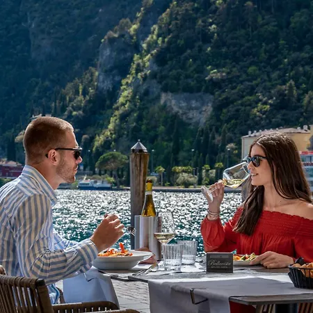 Bellavista Lakefront * ريفا ديل غاردا