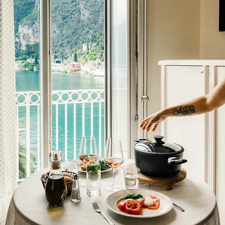 Bellavista Lakefront شقة *